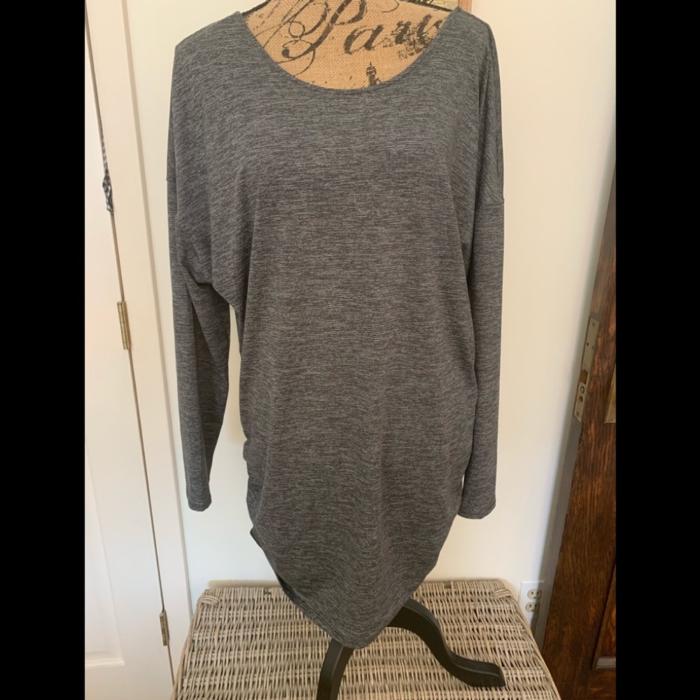 Size 1x Lucy long sleeve t-shirt.